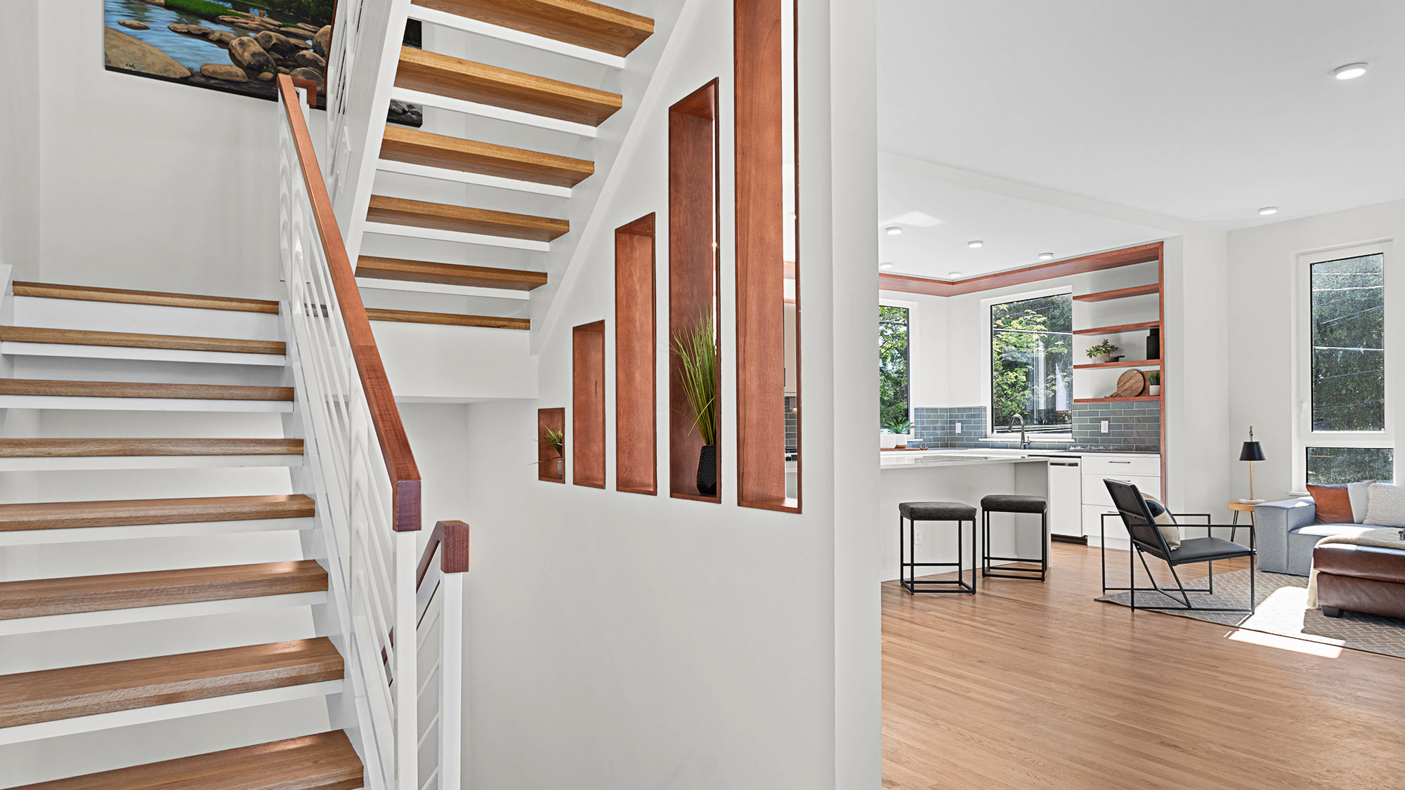 Parkline Townhomes - Wood Details New Homes in Richmond Virginia